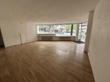 Espace pop-up à deux pas de la Gare 1/1