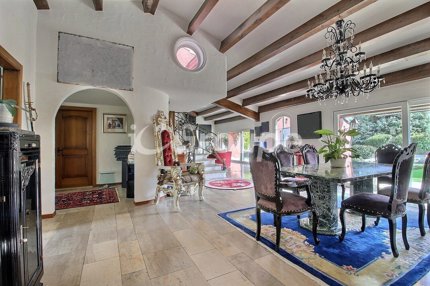 House for sale in Conthey, Switzerland 1/3