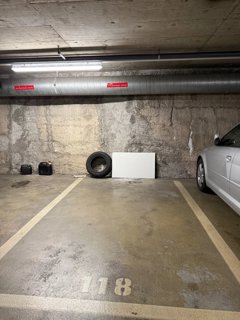 Parking for rent, Rue Adrien-LACHENAL 12 (Geneva, Switzerland) 1/1