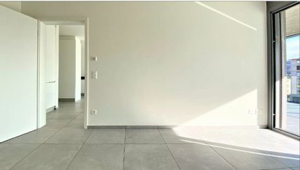 Appartement en terrasse de 2.5 pièces en location à Solduno - 65 m² 1/5