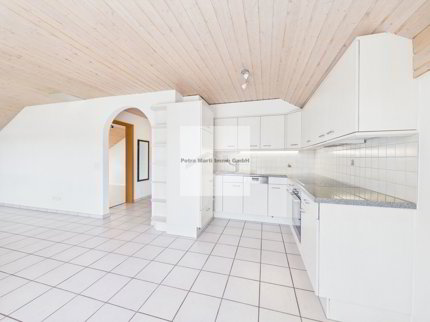 Wunderbare 2.5-Zimmer-Dachwohnung 1/5