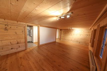 DM 113 b 4 Zimmer Wohnung 1/5