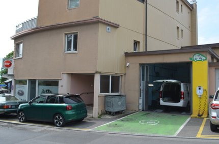Commercial for rent, rue de la Gare 1 (Bourg-en-Lavaux, Switzerland) 1/5
