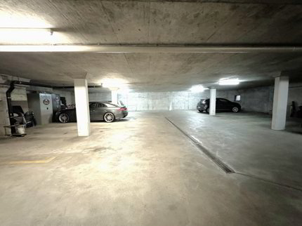 Parking souterrain en location à Künten - Réf A 1/1