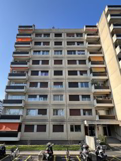 Parking for rent, Rue de Moillebeau 33 (Geneva, Switzerland) 1/1