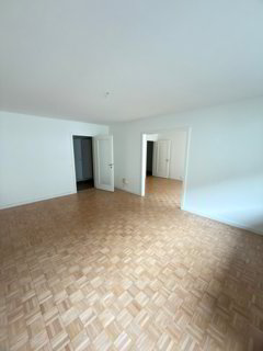Charmante 4-Zimmer-Stadtwohnung mit Balkon 1/5