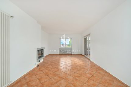 Casa con giardino 1/5