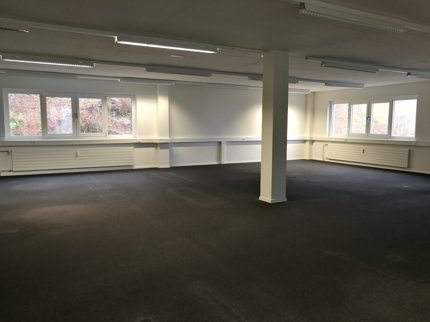 Moderne Büroflächen an verkehrsgünstiger Lage 1/5
