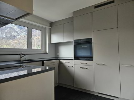 Neuwertige 4.5 Zimmer-Maisonettwohnung im Dorfzentrum 1/5