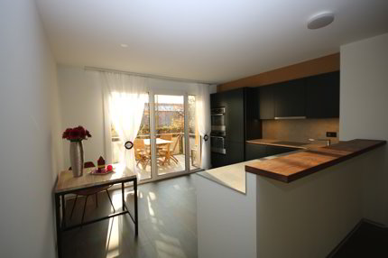 Moderne Wohnung in gepflegter Überbauung mit zwei Balkone! 1/5