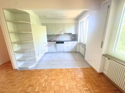 Moderne 4.5 Zimmer-Wohnung mit Balkon - Sonnig, ruhig und sofort bezugsbereit 1/5