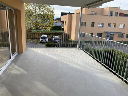 Lichtdurchflutete Wohnung an ruhiger Lage 1/5