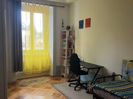Charmant appartement de 4 pièces au rez-de-chaussée surélevé à La... 1/5