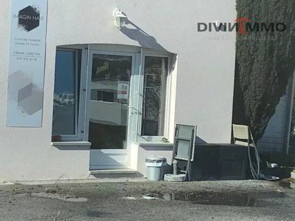 Commerce de 1 pièce en location à Chalais - 26 m² 1/3