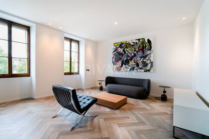 Unique : Sublime appartement de luxe meublé dans un style design et... 1/1