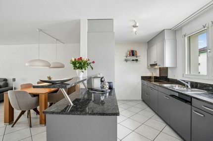 Apartment for sale, Stationsstrasse 48B (Richterswil, Switzerland) 1/5