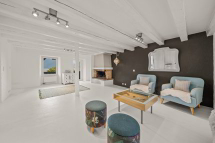 Maison villageoise de 8.5 pièces en vente à Corseaux - 300 m² 1/5