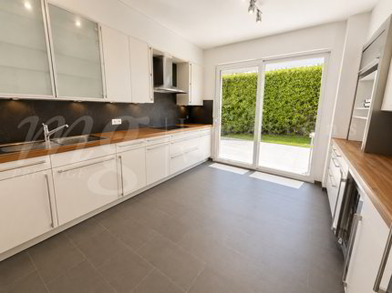Maison individuelle with 8 rooms on sale in Vandoeuvres - 300 m² 1/5