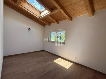 Appartement de 2.5 pièces en location à Evionnaz - 70 m² 1/5