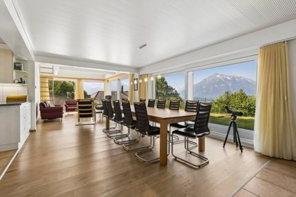 Exklusives Ferienhaus mit Weitblick an begehrter Lage in Aschlen ob Gunten 1/5