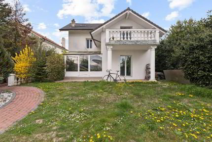 Grande maison rénovée à fort potentiel locatif - Jardin avec piscine e 1/1