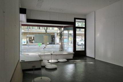 LOCAL COMMERCIAL À LOUER EN PLEIN CENTRE DE SIERRE 1/5