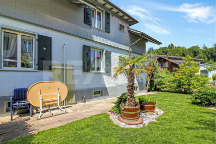 6½ Zimmer-Haus mit Wohnerweiterung im Dorfzentrum 1/5