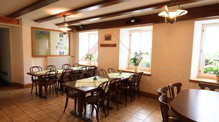 Attraktives Wohn- und Geschäftshaus mit Restaurant und Entwicklungsmöglichkeiten in Plaffeien 1/5
