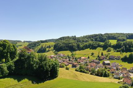 Einmalige Gelegenheit an idyllischer Lage 1/3