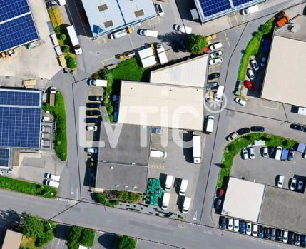 Bâtiment industriel de 1100 m2 à vendre à Villars-Sainte-Croix 1/5