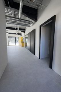 Commercial for rent in Saint-Maurice, Switzerland 1/3
