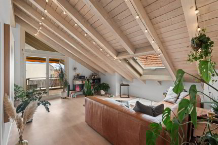 Charmante Dachwohnung an stadtnaher und sonniger Lage! 1/5