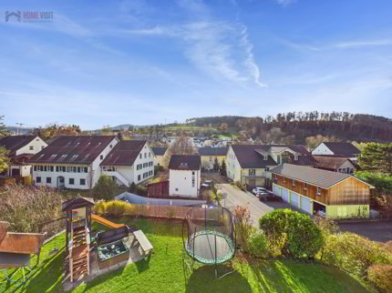 Duplex with 5.5 rooms on sale in Ueken - 130 m² 1/5
