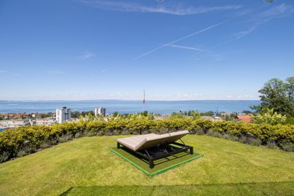 Ein Logenplatz über dem Bodensee - Edle Gartenwohnung mit Panoramasicht 1/5