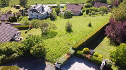 Terrain Constructible dans un environnement paisible et verdoyant 1/1