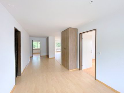 Grosszügige 3.5-Zimmerwohnung mit 2 Balkonen 1/5