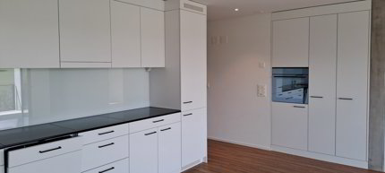 Helle 3.5 Zimmerwohnung mit grosszügigem Balkon 1/5