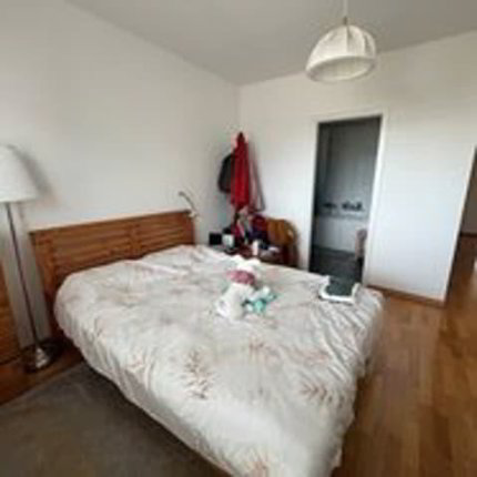 Spacieux appartement de 4 pièces avec balcon à Genève 1/5