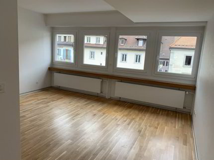 À louer Studio lumineux au Locle dès le 01.03.2026 1/5