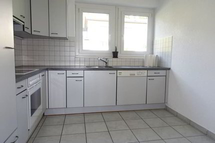 Tramelan - Appartement de 3 1/2 pièces avec balcon et garage 1/5