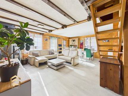 Sonniges Chalet mit Einliegerwohnung und Ausbaupotenzial 1/5