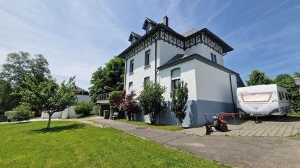 Magnifique maison individuelle ou plurifamiliale avec garage, places... 1/5
