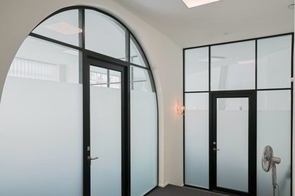Commercial for rent, Av. Nestlé 8 (Montreux, Switzerland) 1/5