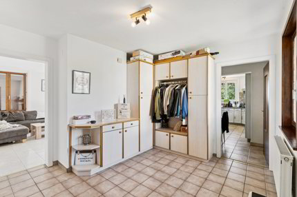 Maison de 8.5 pièces en vente à Villars-le-grand - 234 m² 1/5