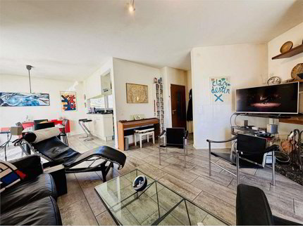 Maison individuelle de 8 pièces en vente à Riva San Vitale - 277 m² 1/5