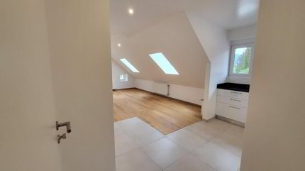 Appartement sous le toit de 2.5 pièces en vente à Couvet - 52 m² 1/5
