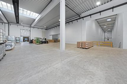 Halle industrielle en location à Rüthi (Rheintal) - Réf 12398189 1/1