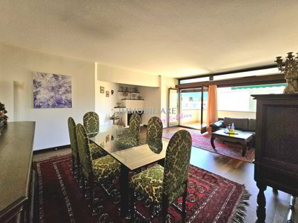 Ferienwohnung mit Seesicht vom Balkon, Kamin und Fussweg zum Bahnhof 1/5