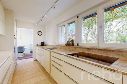 Schönes 9-Zimmer-EFH mit Einliegerwohnung in Madetswil (ZH) 1/5
