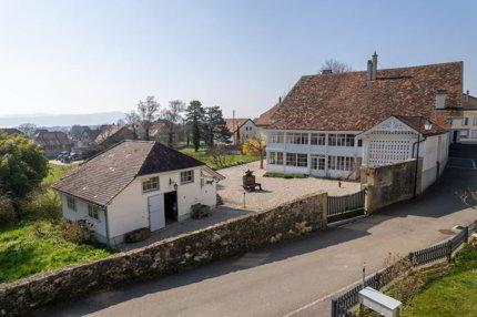 Maison de 12 pièces en vente à Bonvillars - 600 m² 1/5